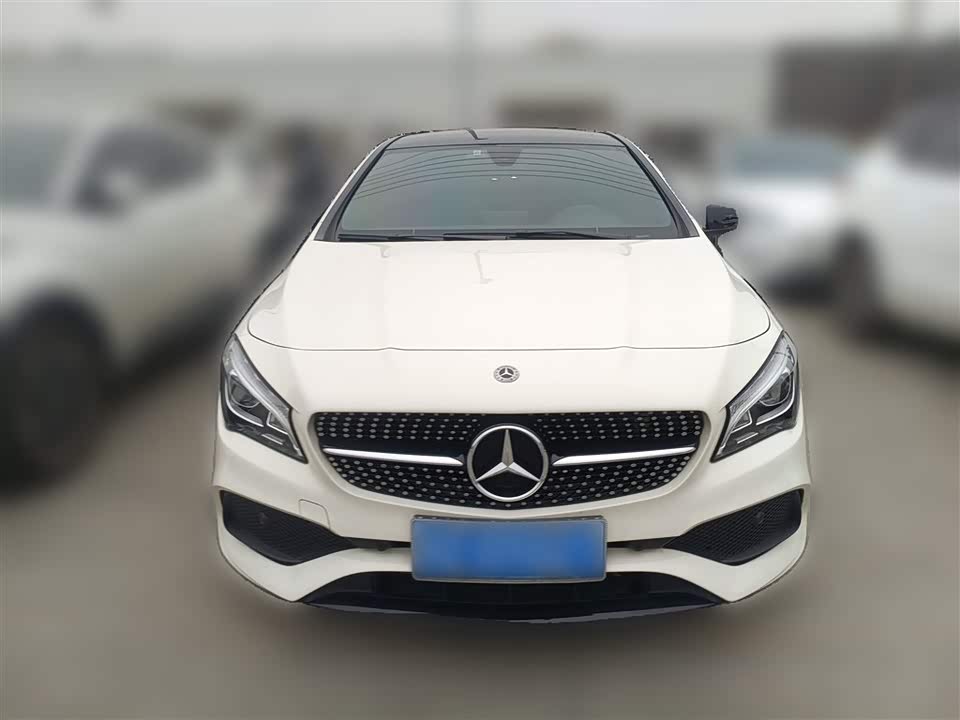 Mercedes-Benz CLA