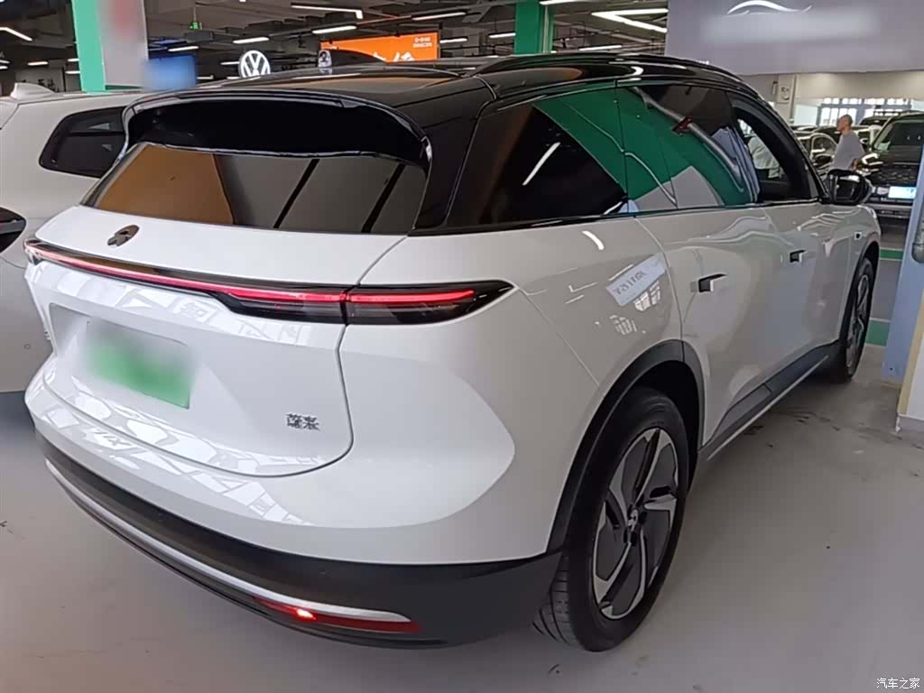 NIO ES6, 2024 7