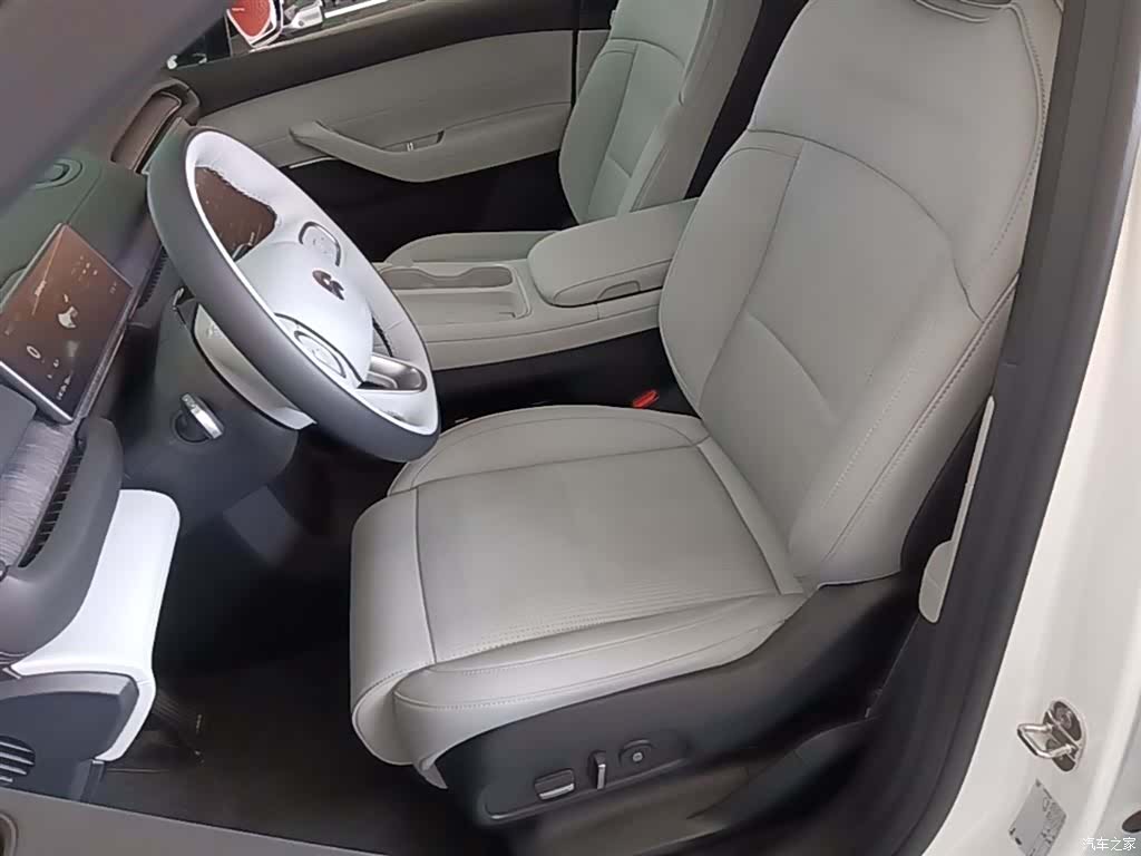 NIO ES6, 2024 15