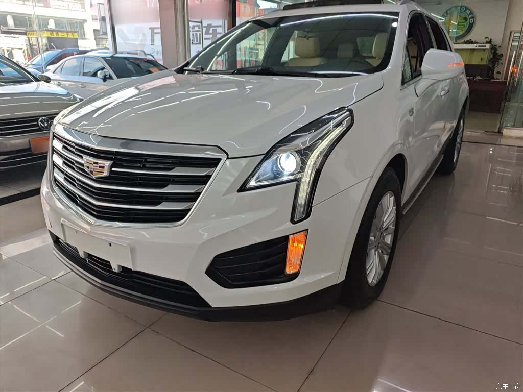 Cadillac XT5, 2017 1