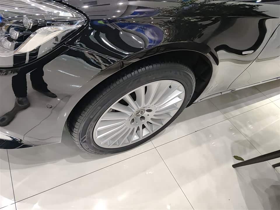 Mercedes-Benz S-class