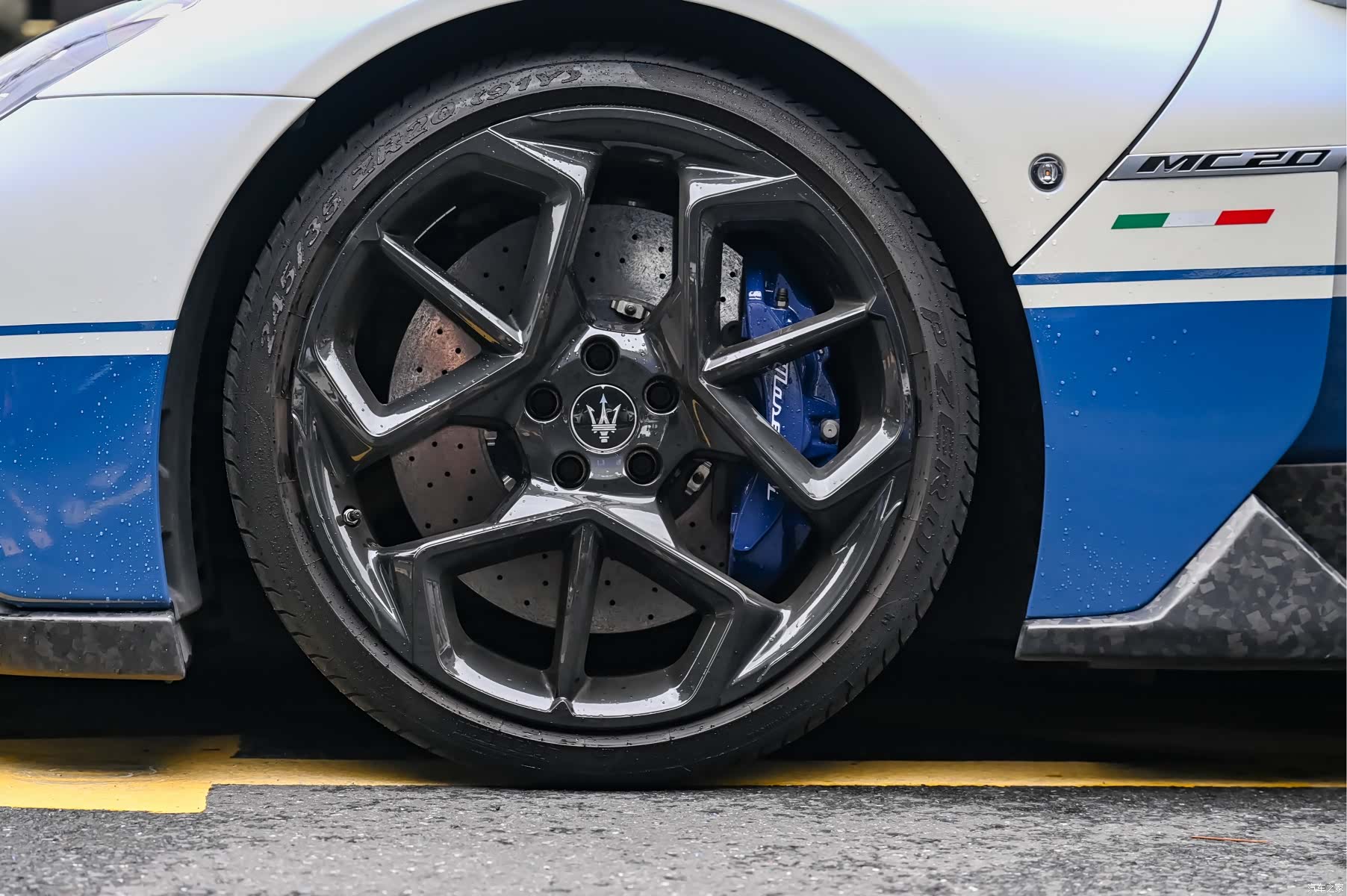 Maserati MC20, 2023 19