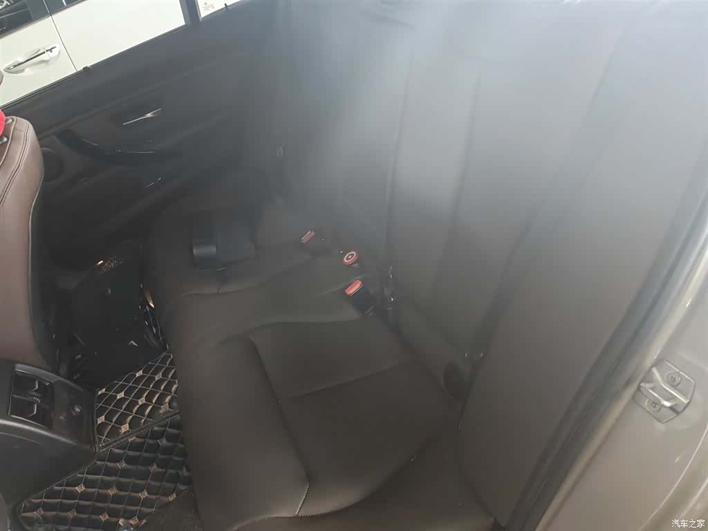 BMW 3 Series, 2018 13