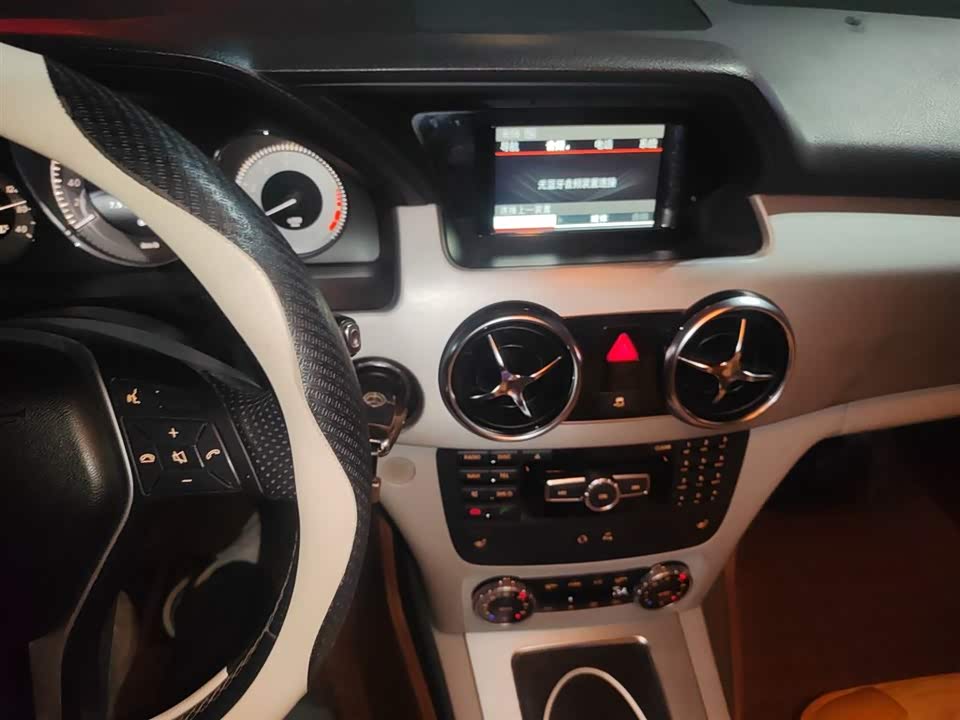 Mercedes-Benz GLK class