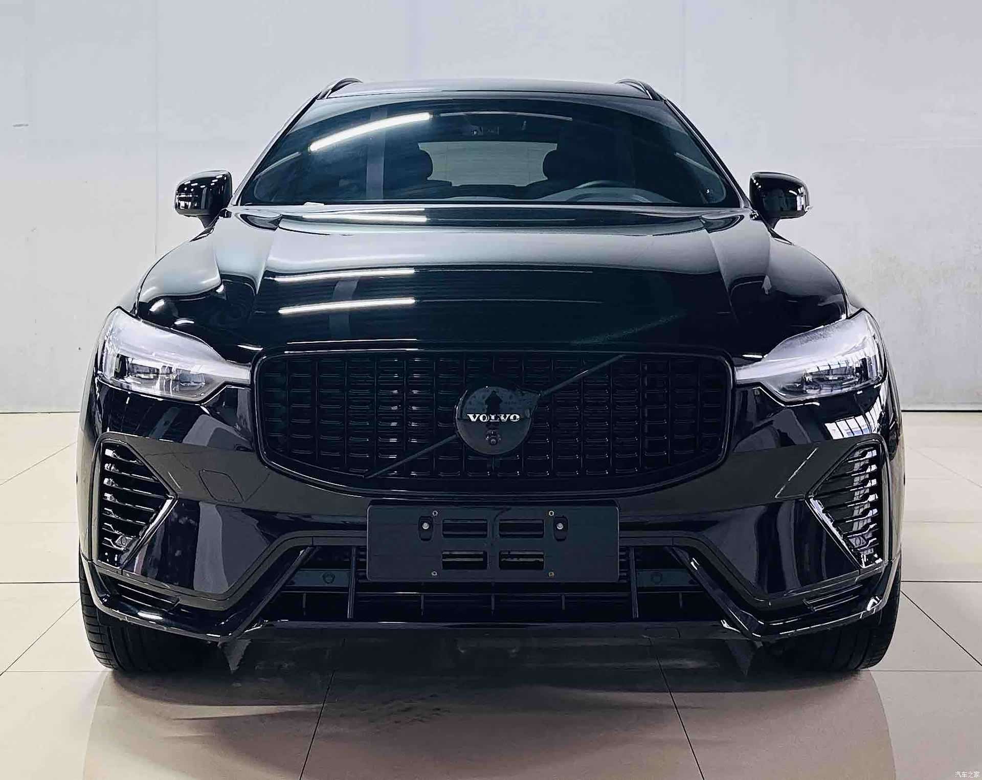 Volvo XC60, 2025 2