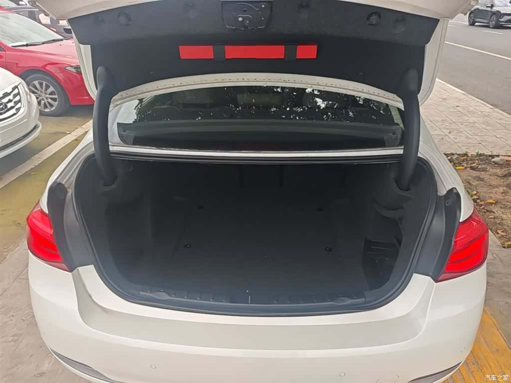BMW 3 Series, 2019 19