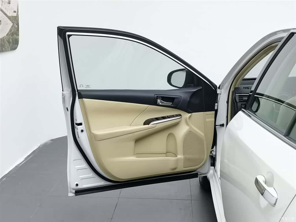 Toyota Camry, 2016 8