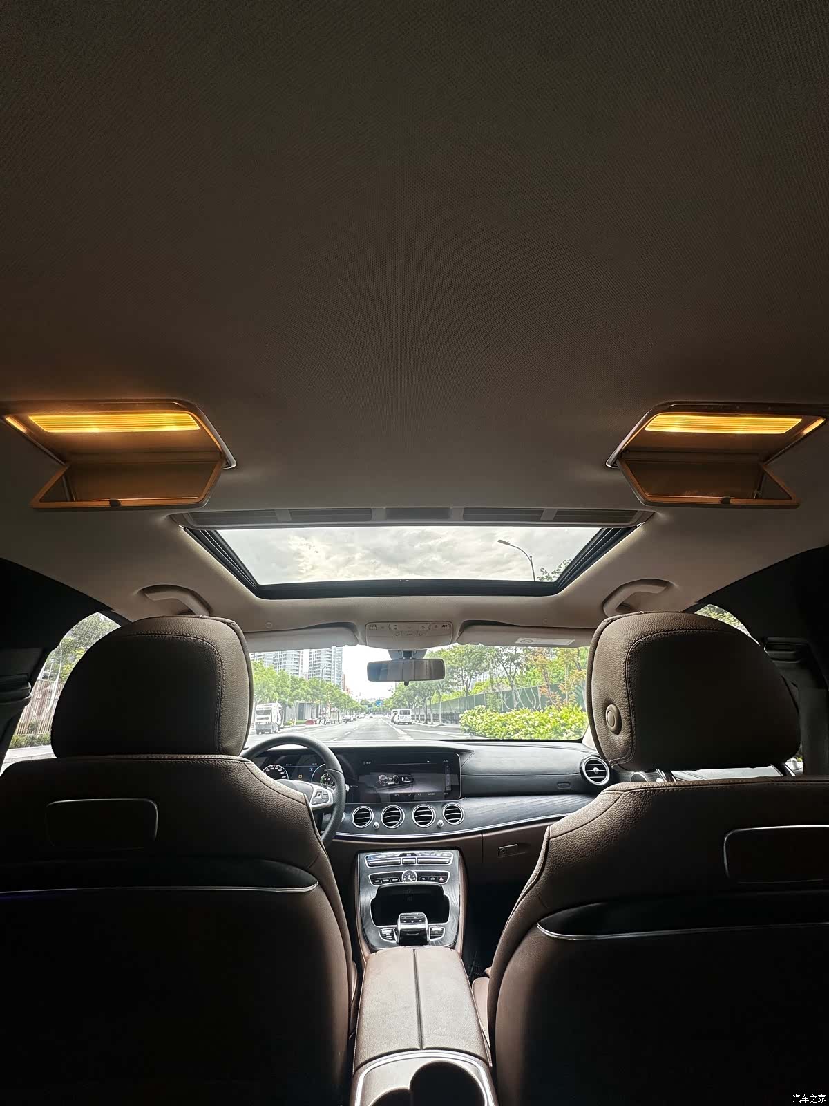 Mercedes-Benz E-Class, 2018 24