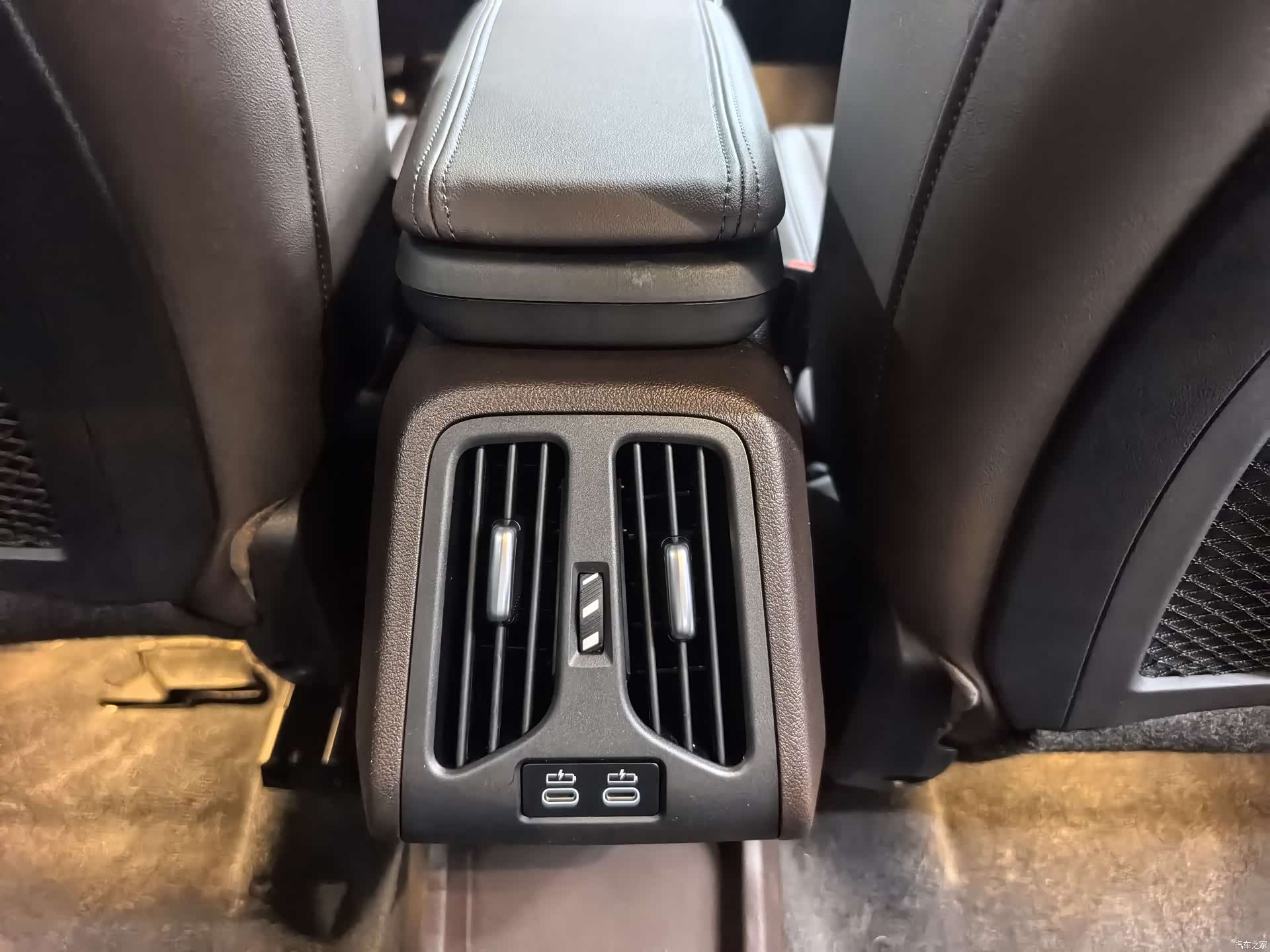 BMW X1, 2024 10