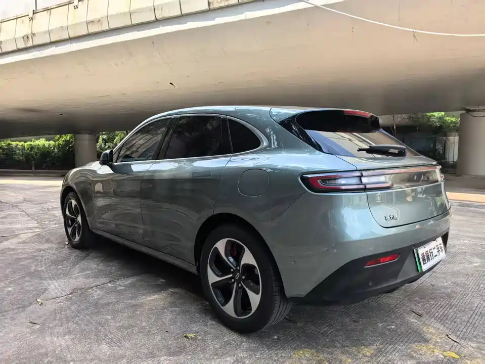 AITO Ask the world M5