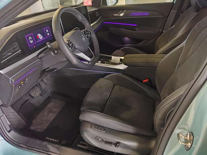 Volkswagen Passat, 2024 года фото 12