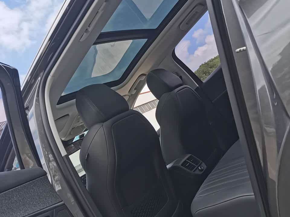 Peugeot 4008