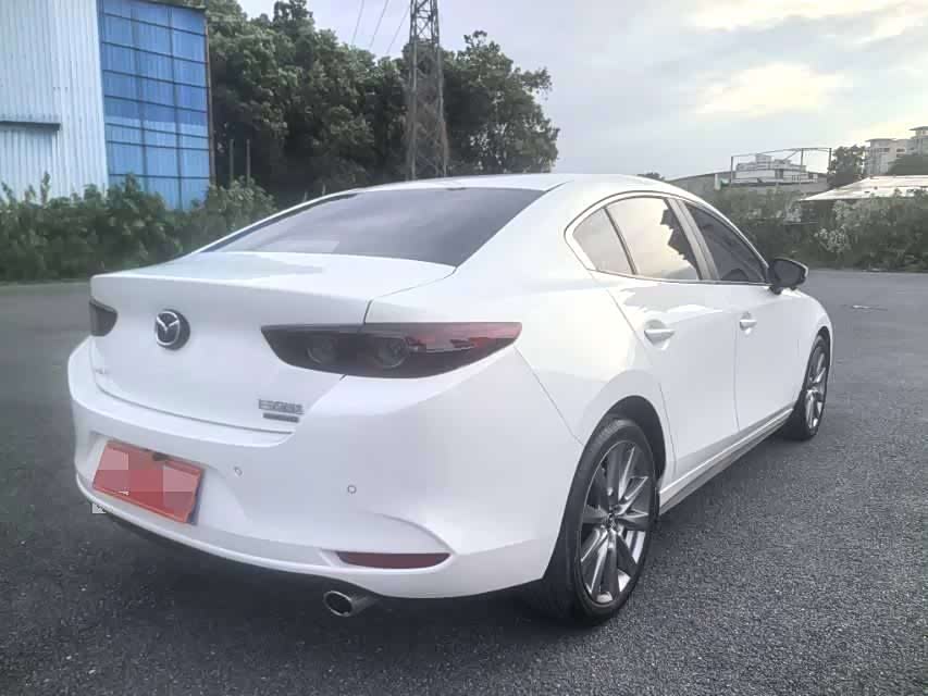 Mazda 3 Angkesaila