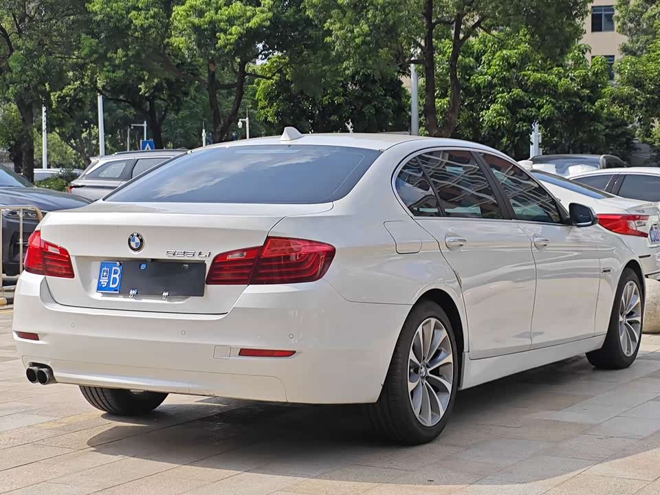 BMW 5 series BMW 5 series