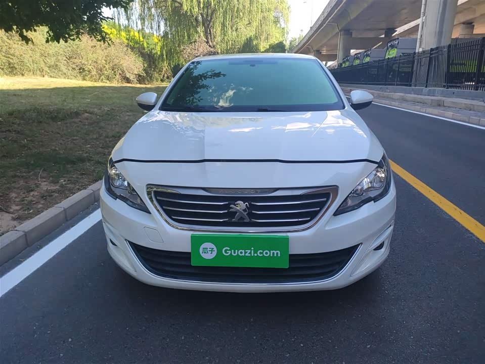 Peugeot 408
