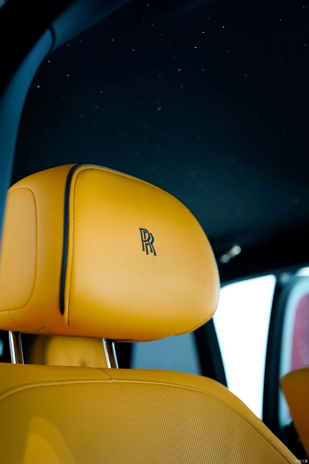 Rolls-Royce Cullinan, 2023 18