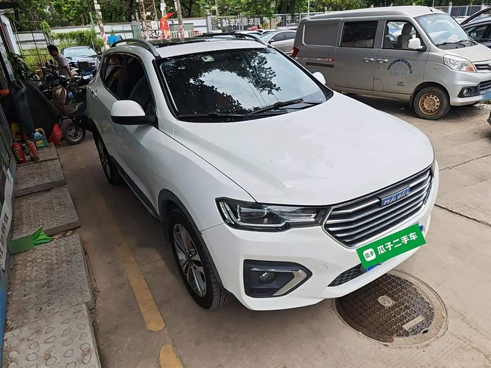 Haval H2s