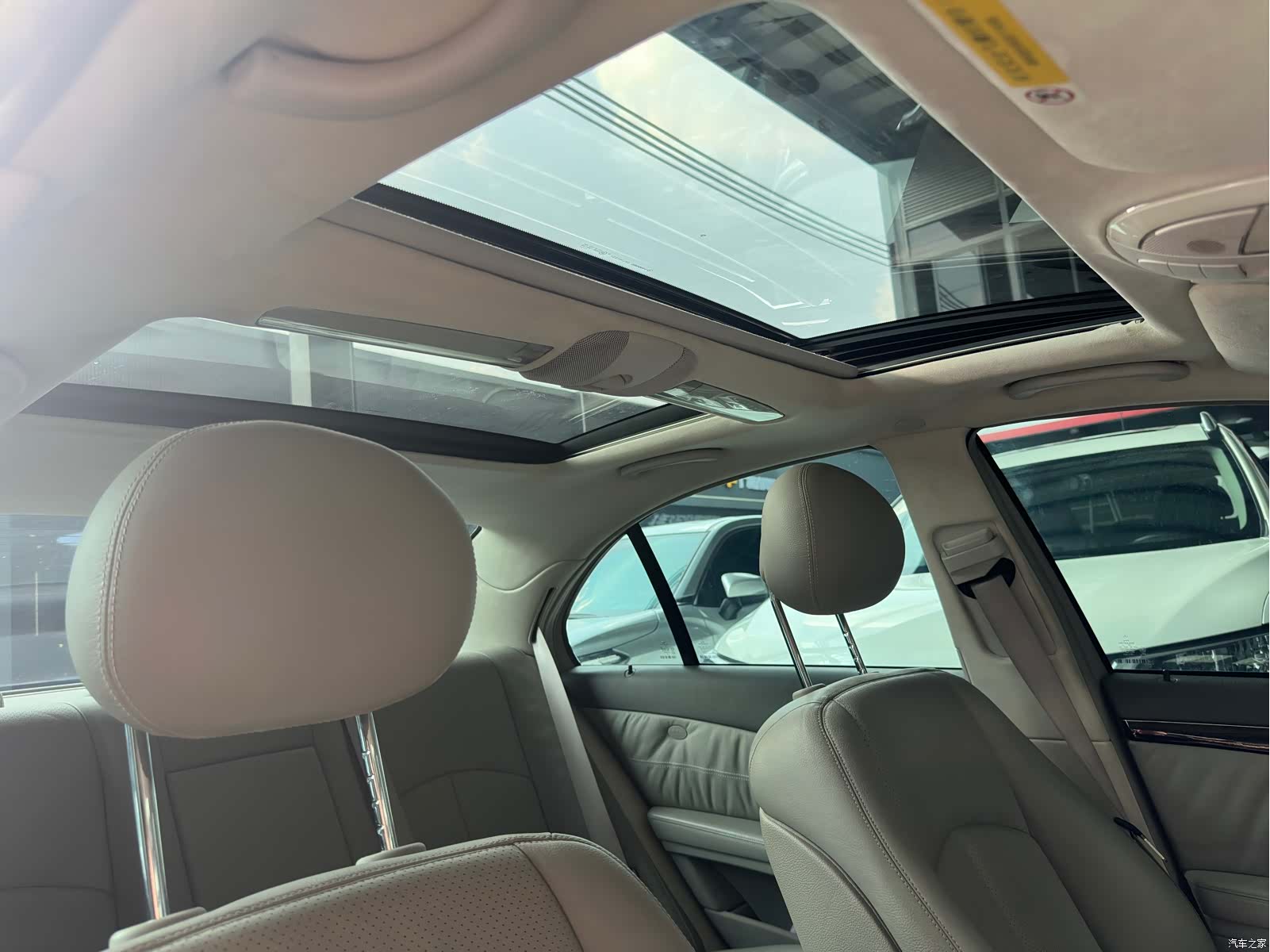 Mercedes-Benz E-Class, 2005 14