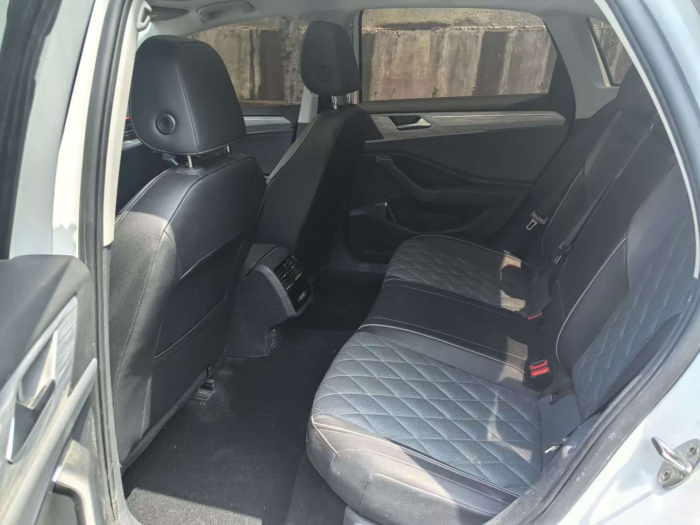 Volkswagen Sagitar, 2025 6