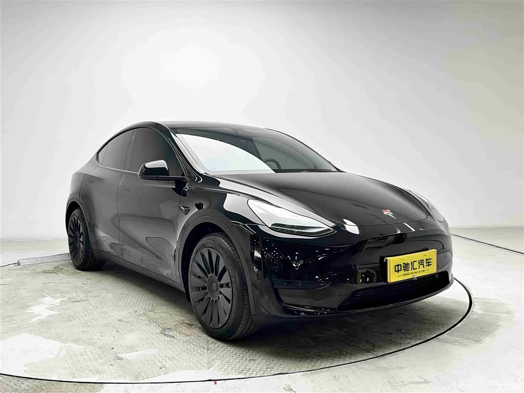 Tesla Model Y, 2023 3