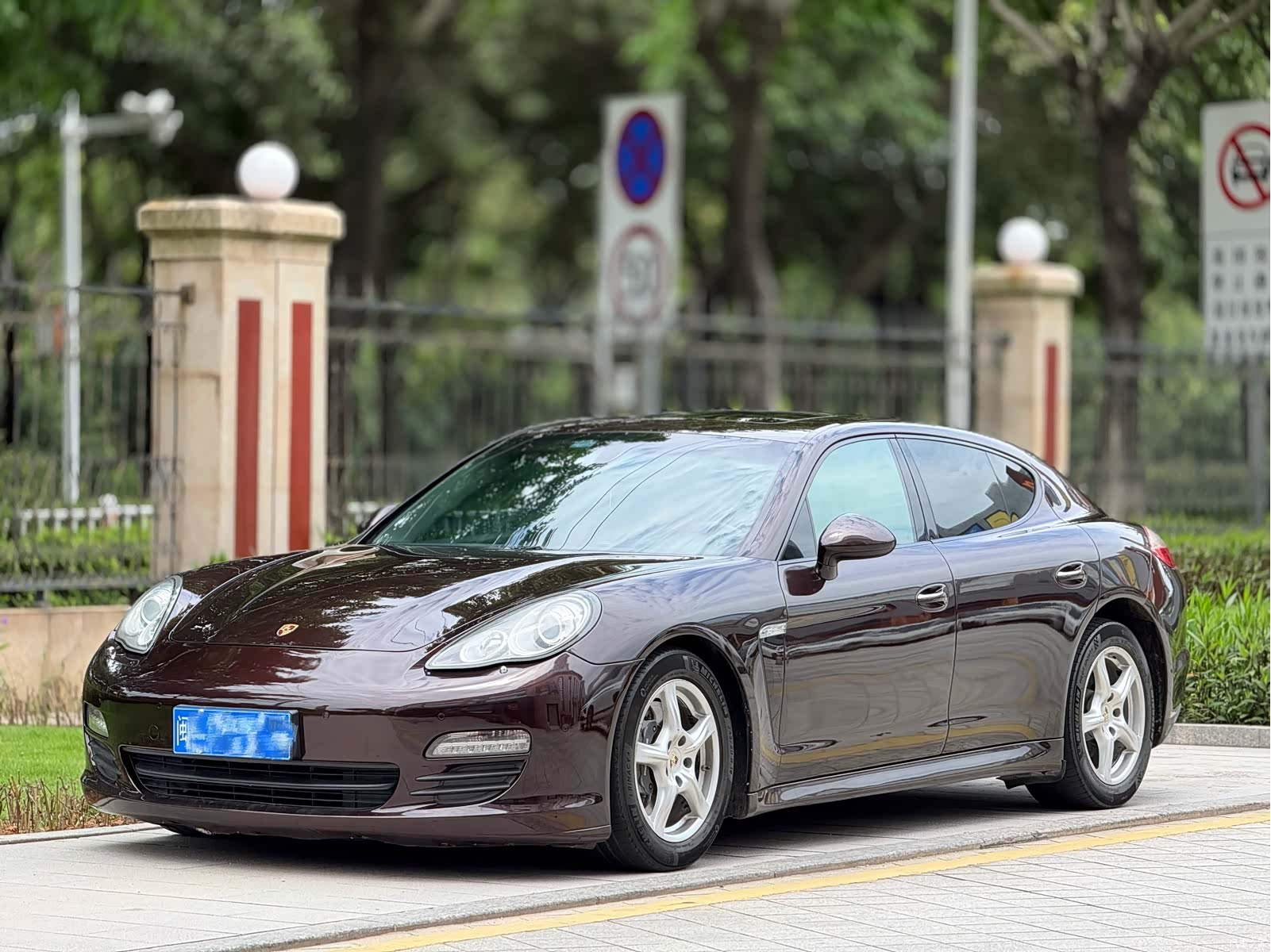 Porsche Panamera, 2012 1