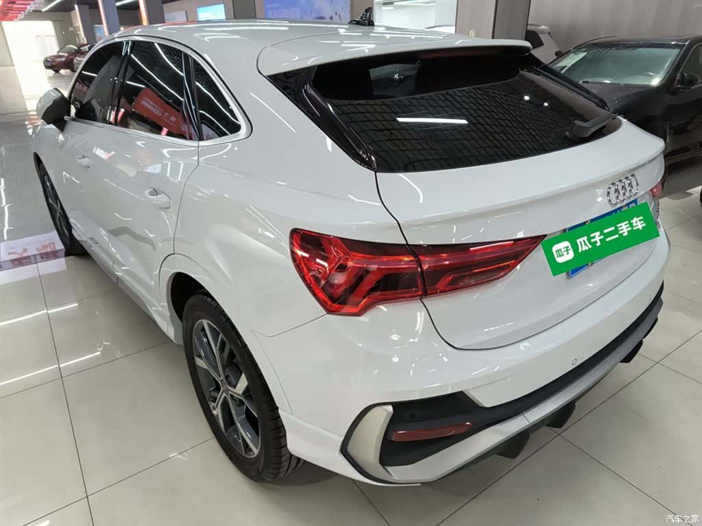 Audi Q3, 2021 все фото