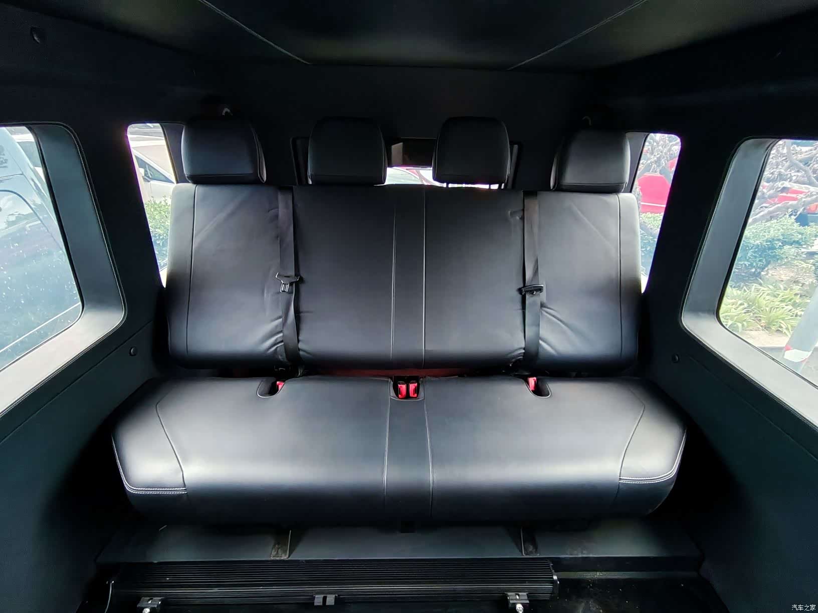 WuNiMoKeU5000 SUV, 2016 10