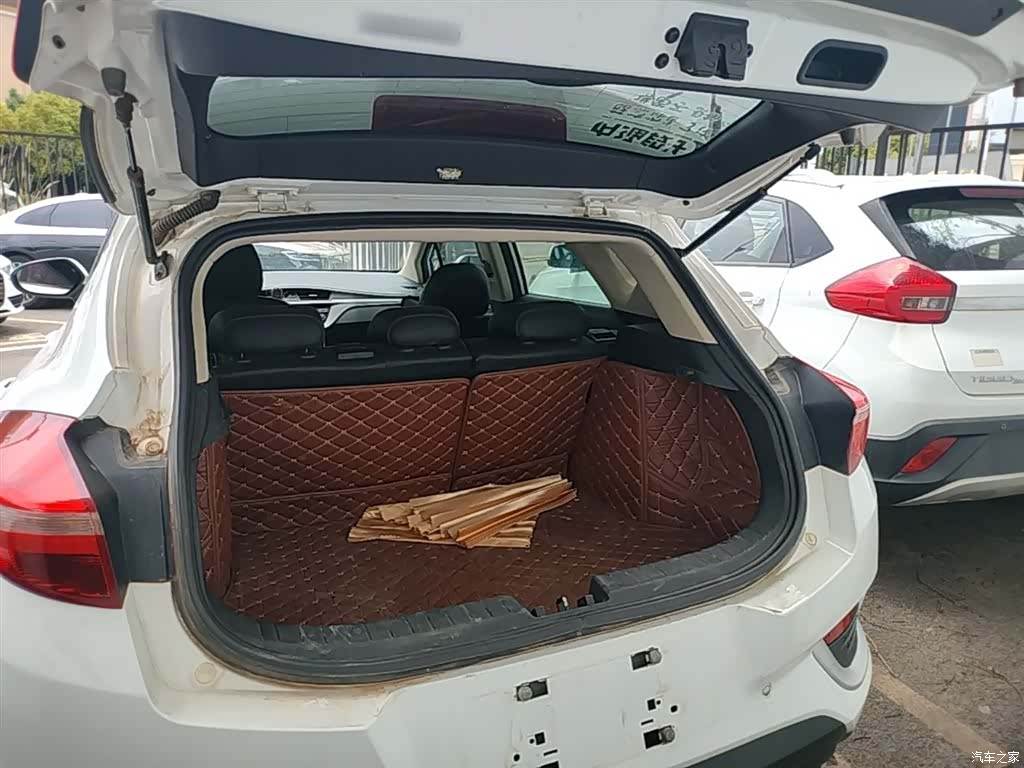 Geely Emgrand, 2016 19