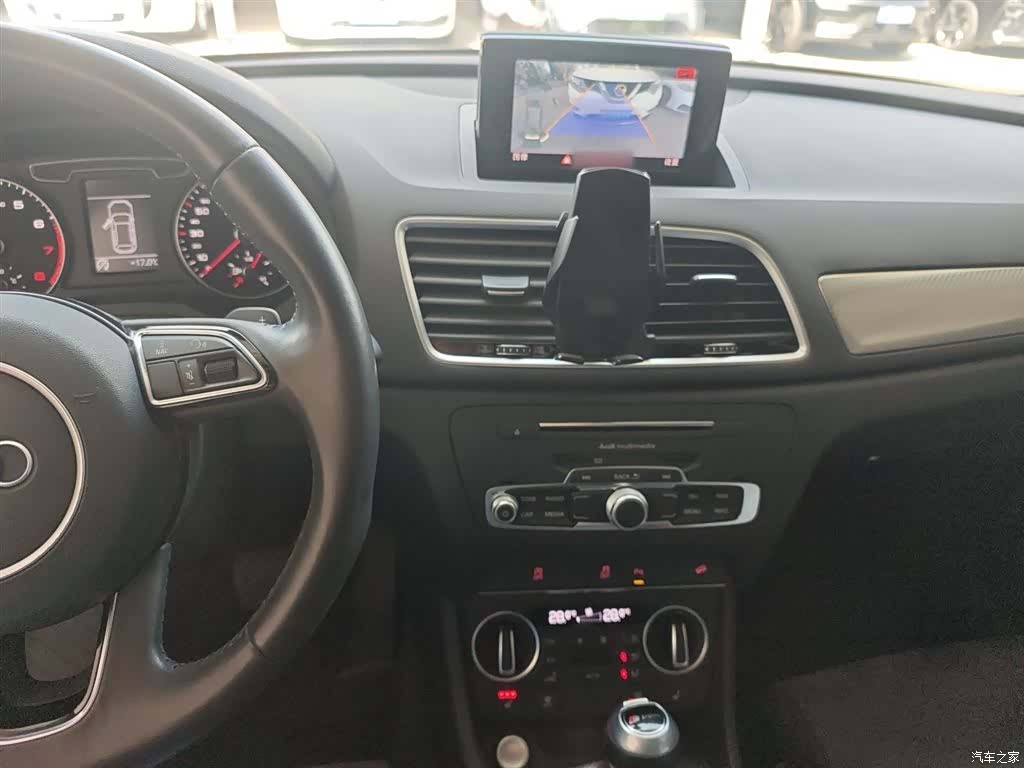 Audi Q3, 2018 6