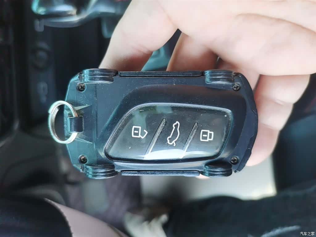 MG MG5, 2023 9