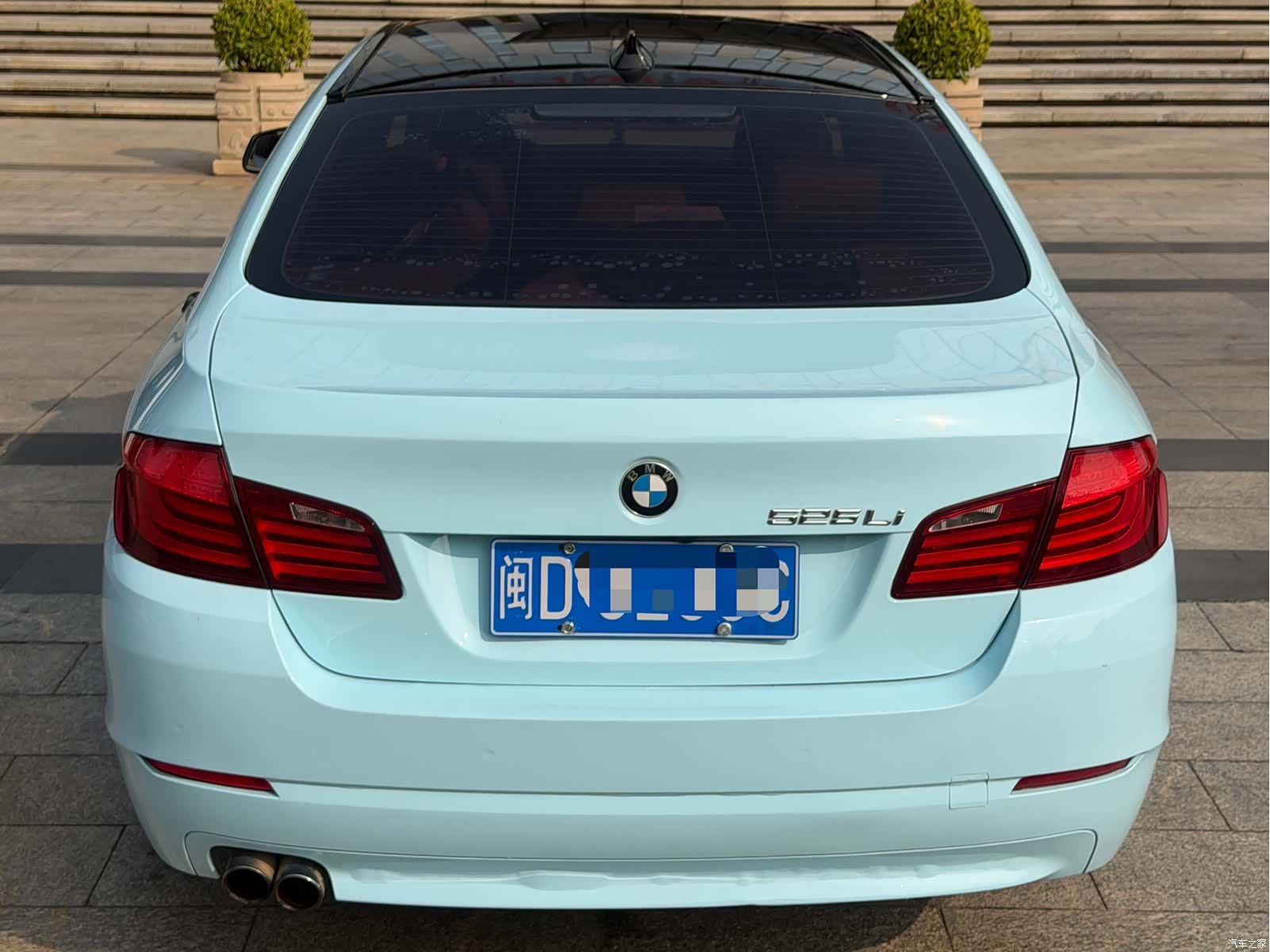 BMW 5 Series, 2011 25