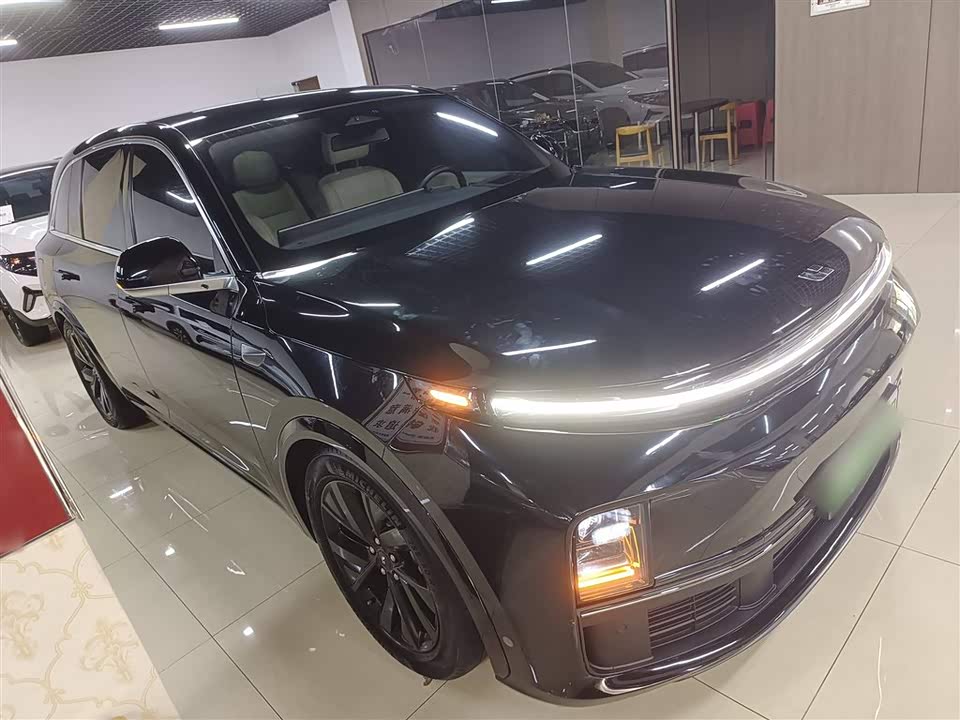 Li Auto Ideal L7