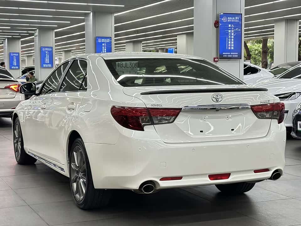 Toyota Reiz Toyota Reiz