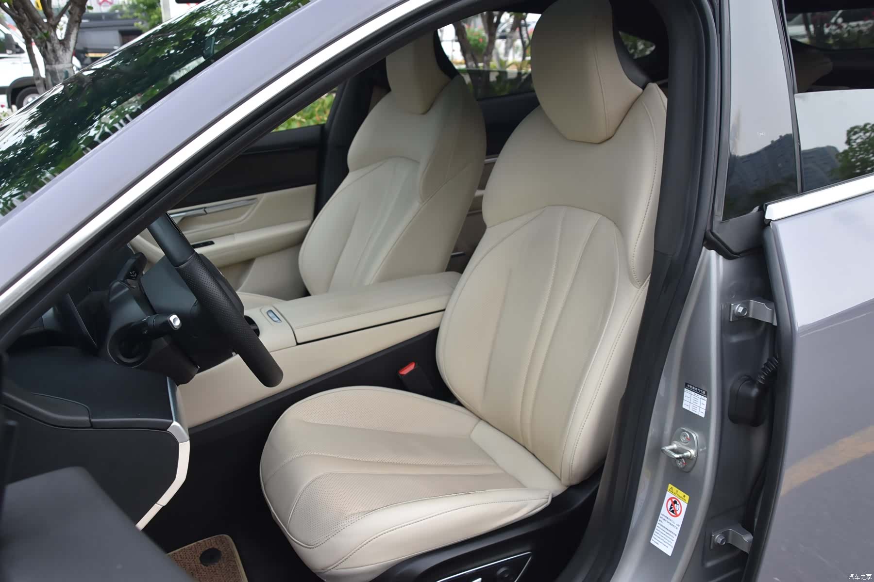 Xpeng P7, 2021 9