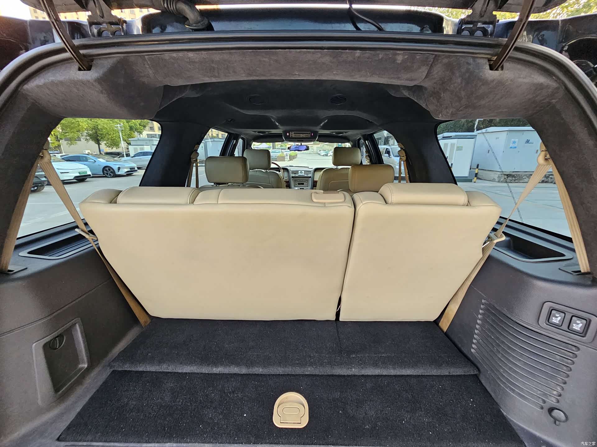 Lincoln Navigator, 2007 32