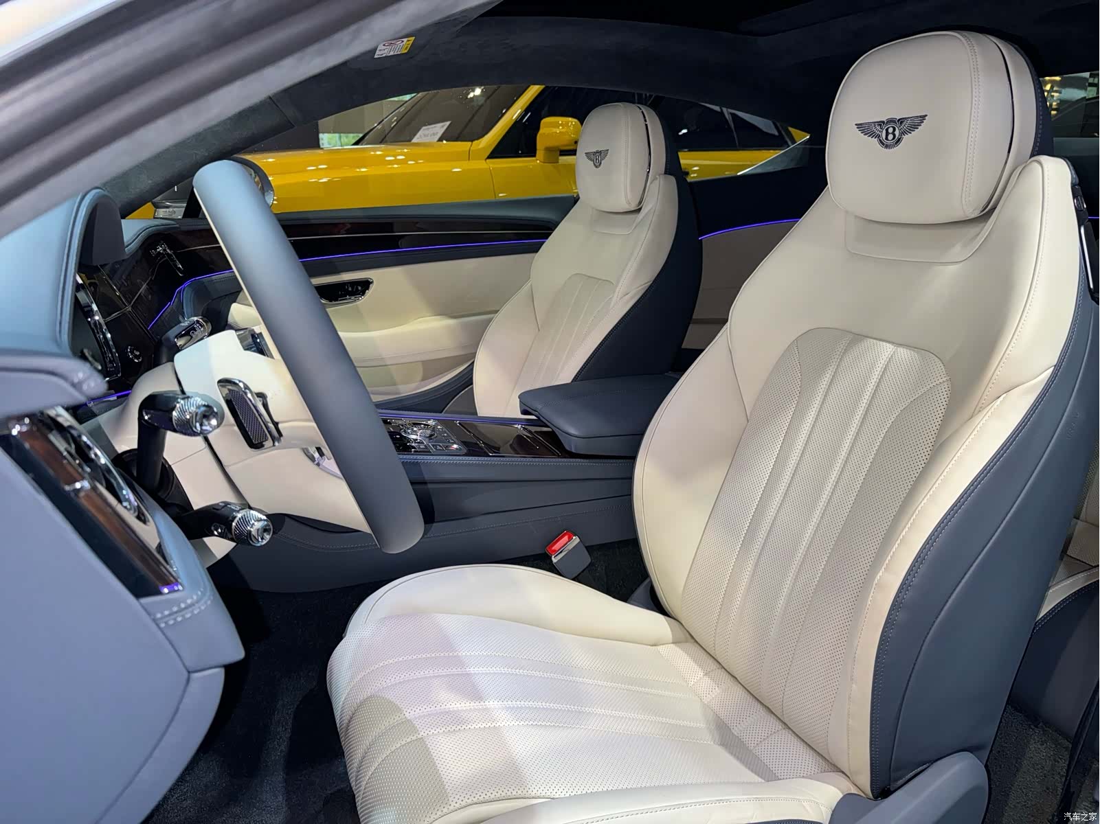 Bentley Continental GT, 2021 7