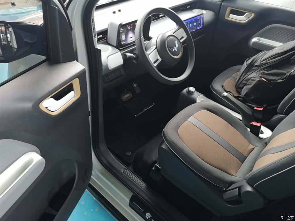 Wuling MINIEV, 2022 16