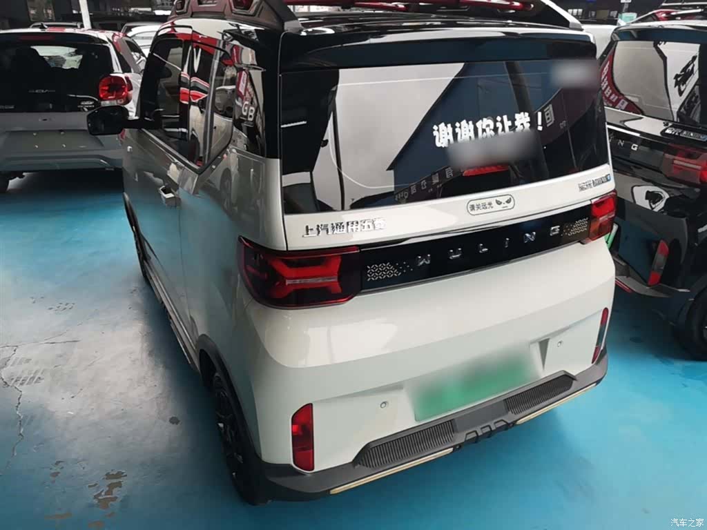 Wuling MINIEV, 2022 все фото