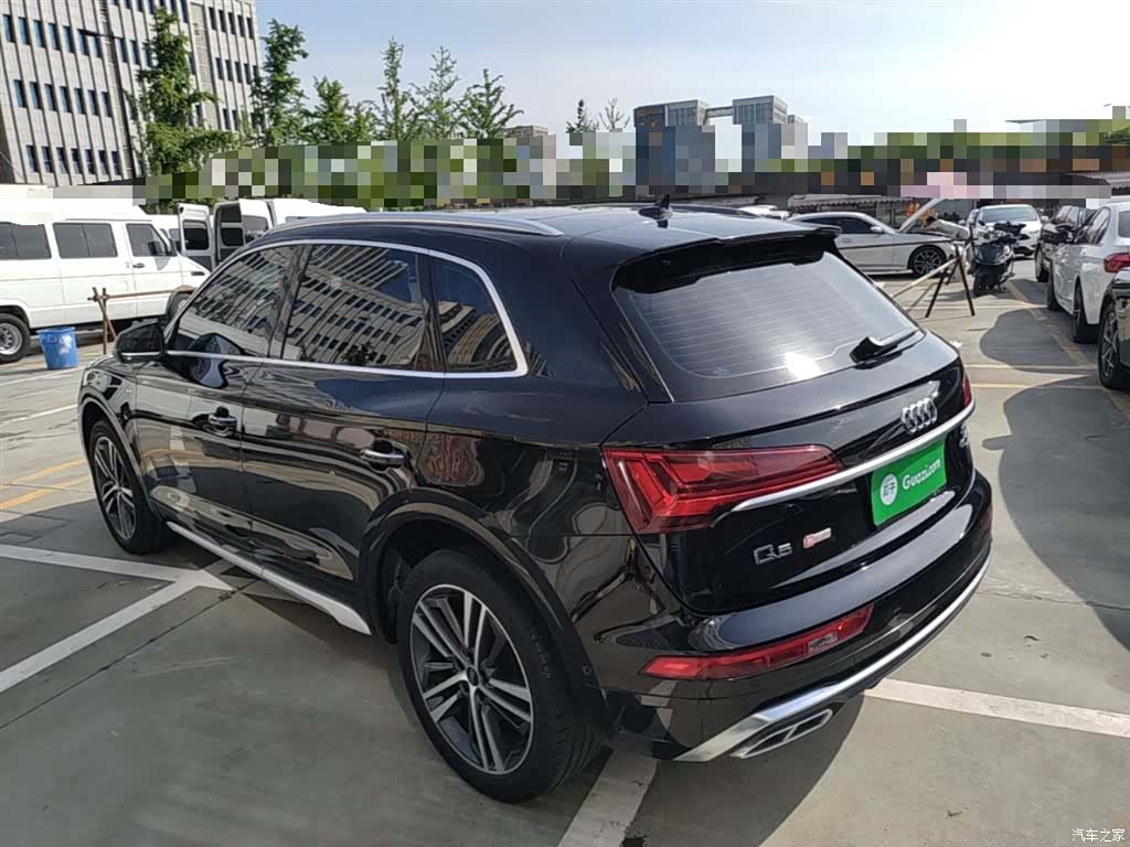 Audi Q5L, 2022 все фото