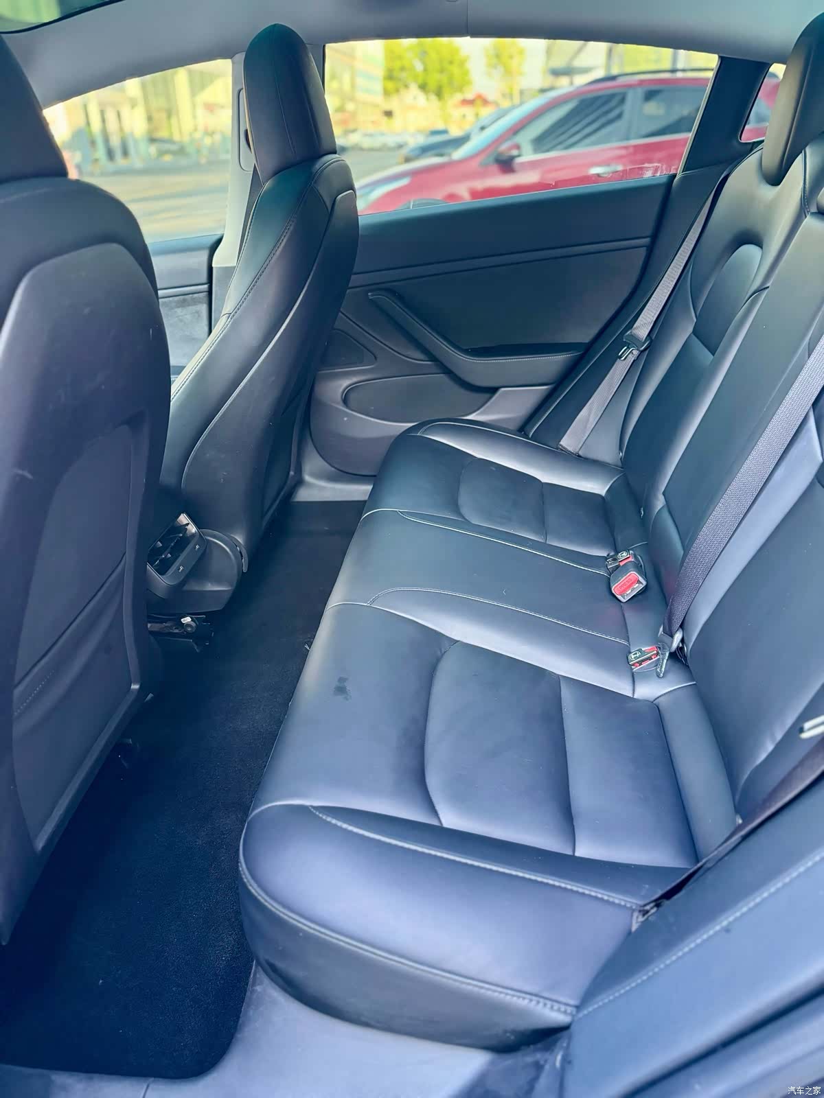 Tesla Model 3, 2019 10