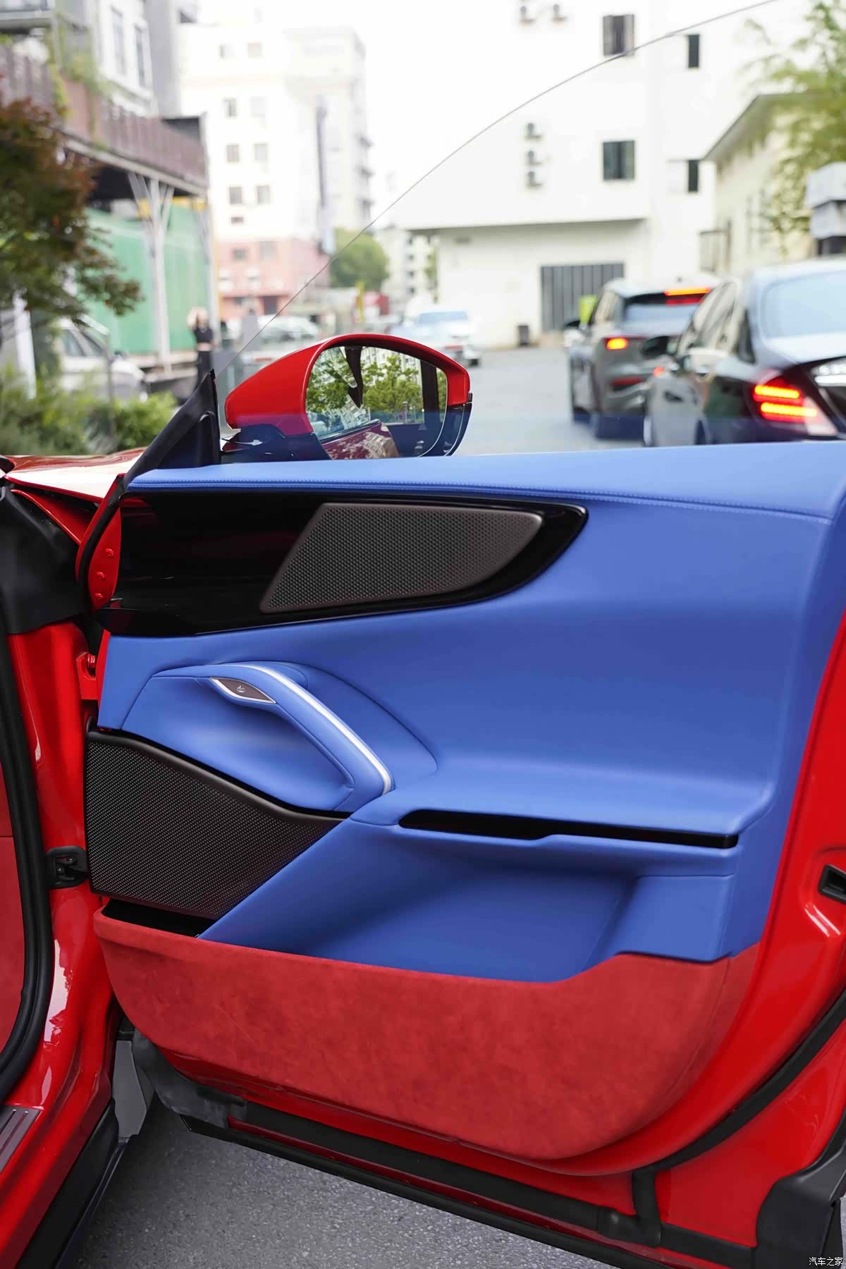 Ferrari Purosangue, 2025 19