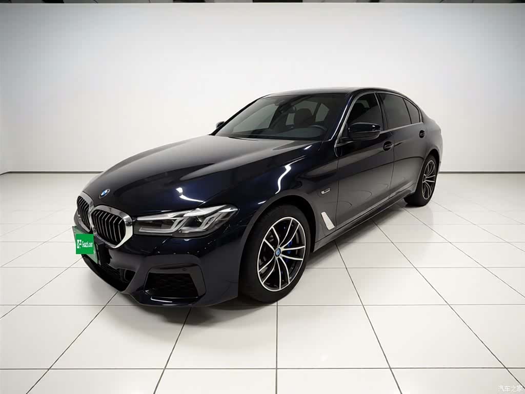 BMW 5 Series, 2023 1