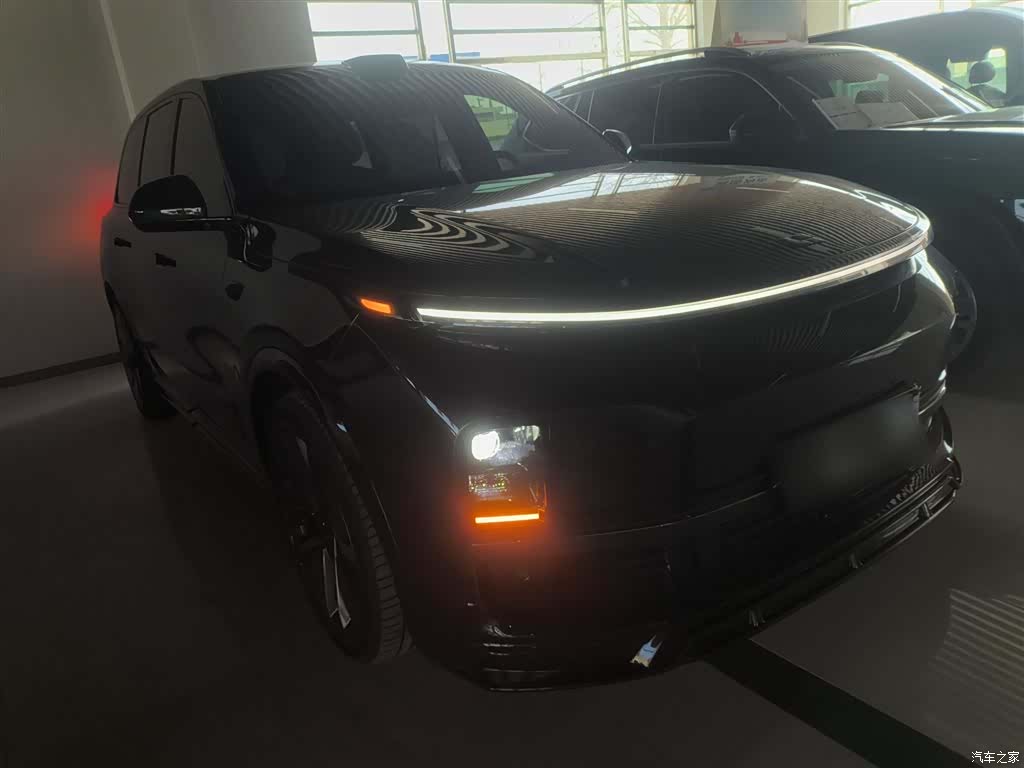 Li Auto L9, 2025 4