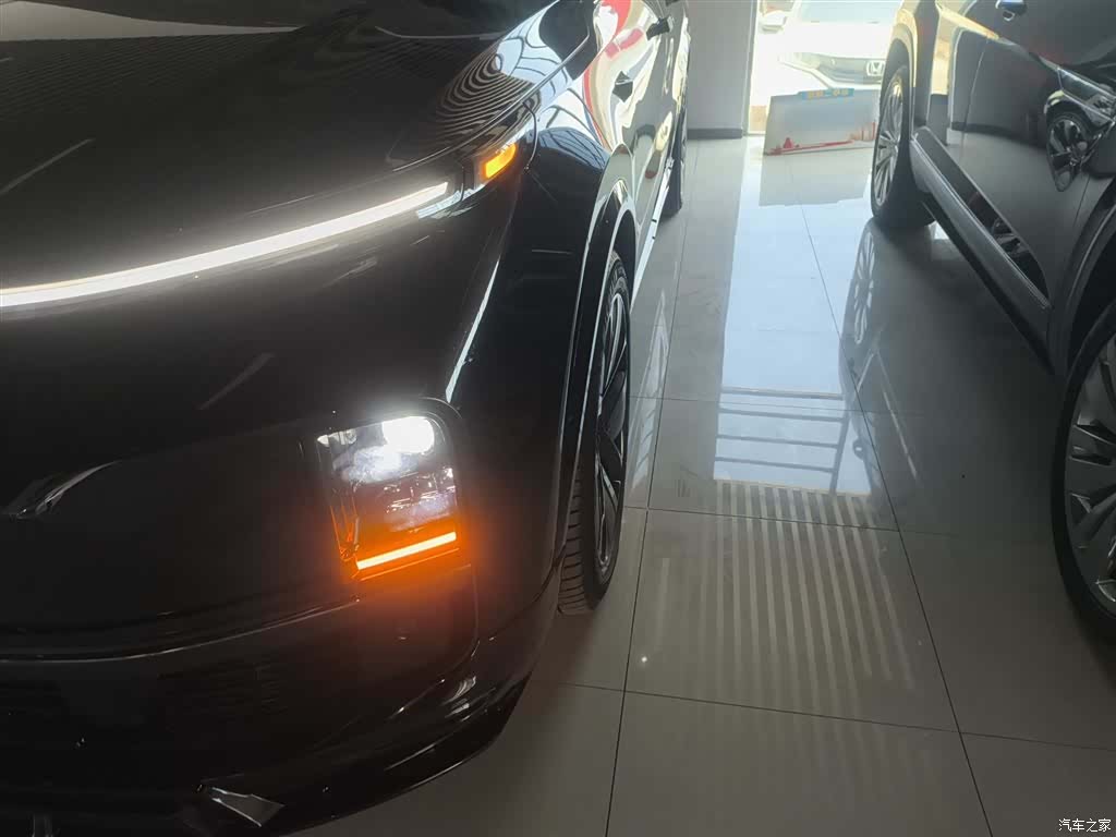 Li Auto L9, 2025 23