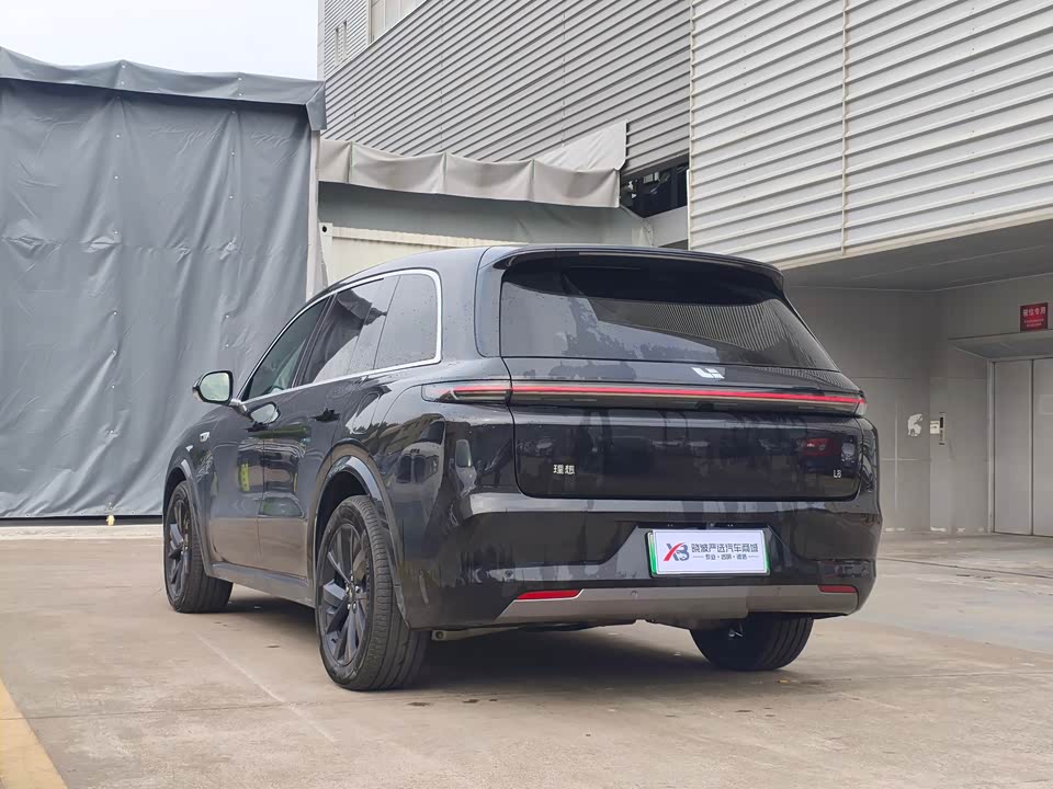 Li Auto Ideal L8