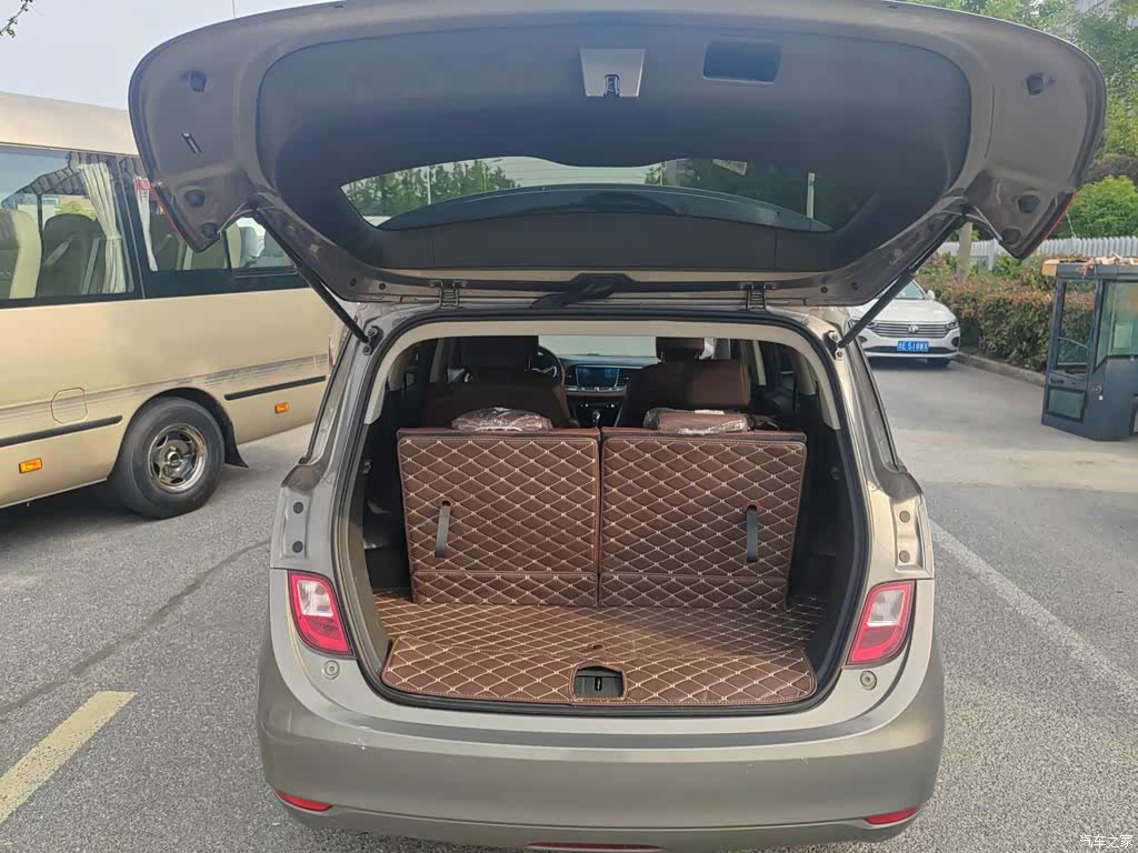 Buick GL6, 2019 все фото