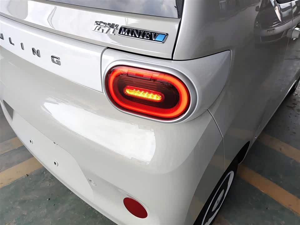 Wuling Hongguang MINIEV Wuling Hongguang MINIEV