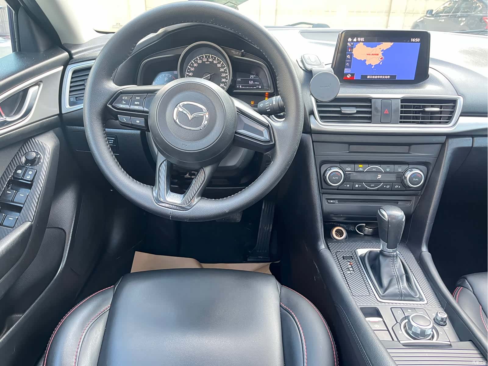 Mazda Mazda3, 2019 12