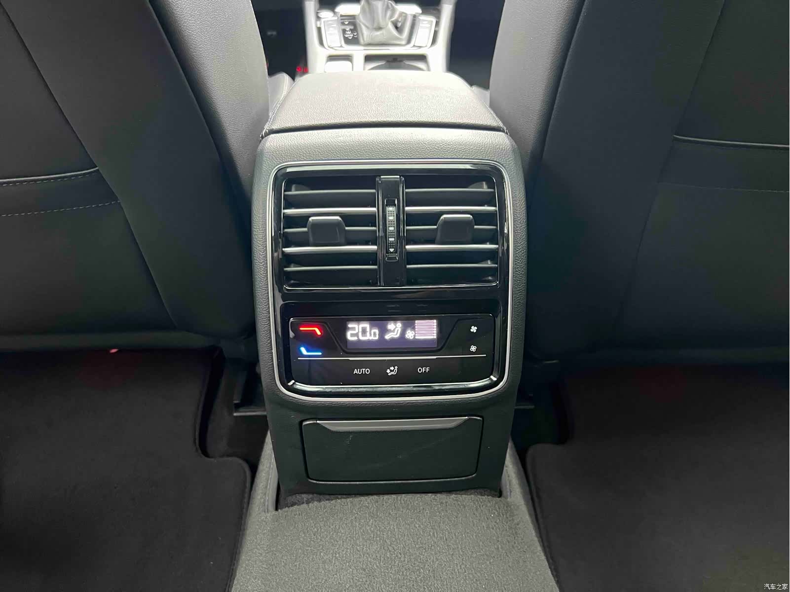Volkswagen CC, 2020 28