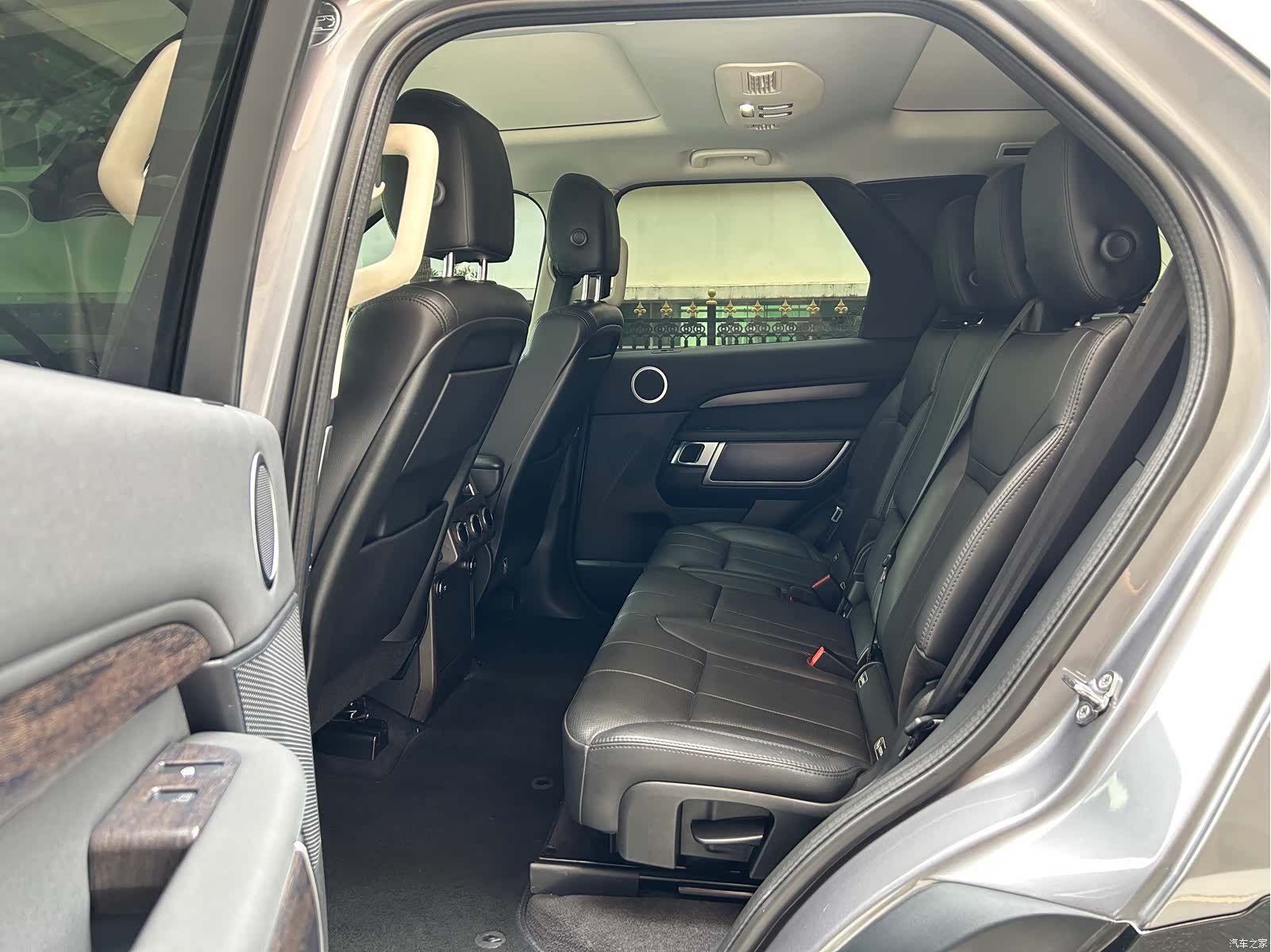 Land Rover Discovery, 2019 11